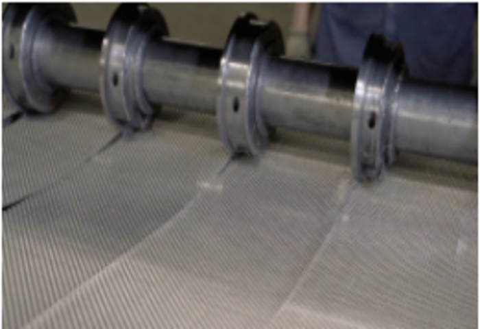 Slitting mesh or wire processes